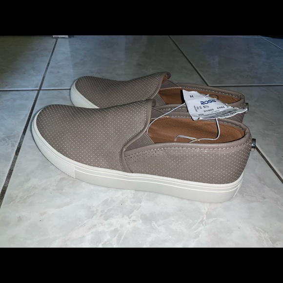 Steve Madden Shoes - Picture 6 of 8